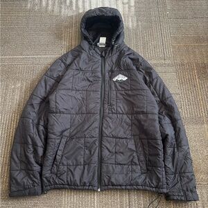 Mens Xl CoalaTree black lightweight puffer jacket MEASUREMENTS SHOWN